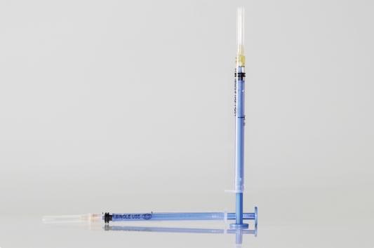 一次性使用无菌自毁型固定剂量疫苗注射器带针